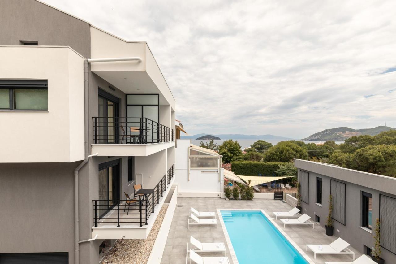 Cove Suites Nea Iraklitsa Exterior photo